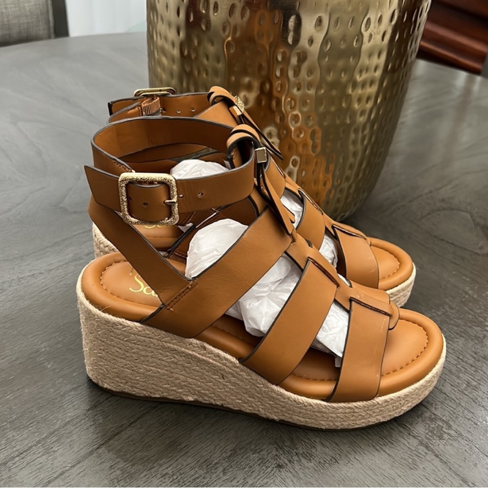 Franco Sarto Palms Espadrille Platform Sandal
SOLD! - Picture 2 of 9